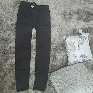 Gray fleece lined leggings. NWT!